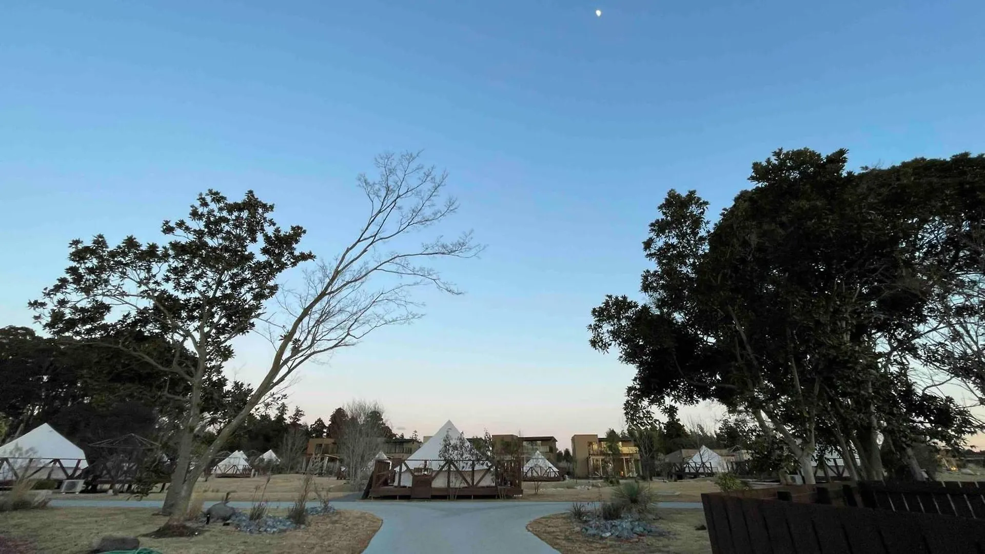 The Farm Slow Mountain Narita